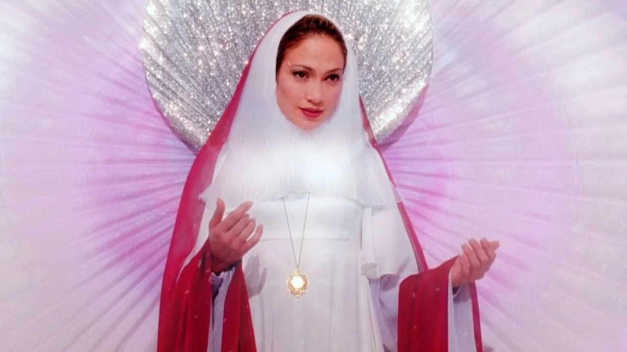 Bí Mật Dưới Nấm Mồ