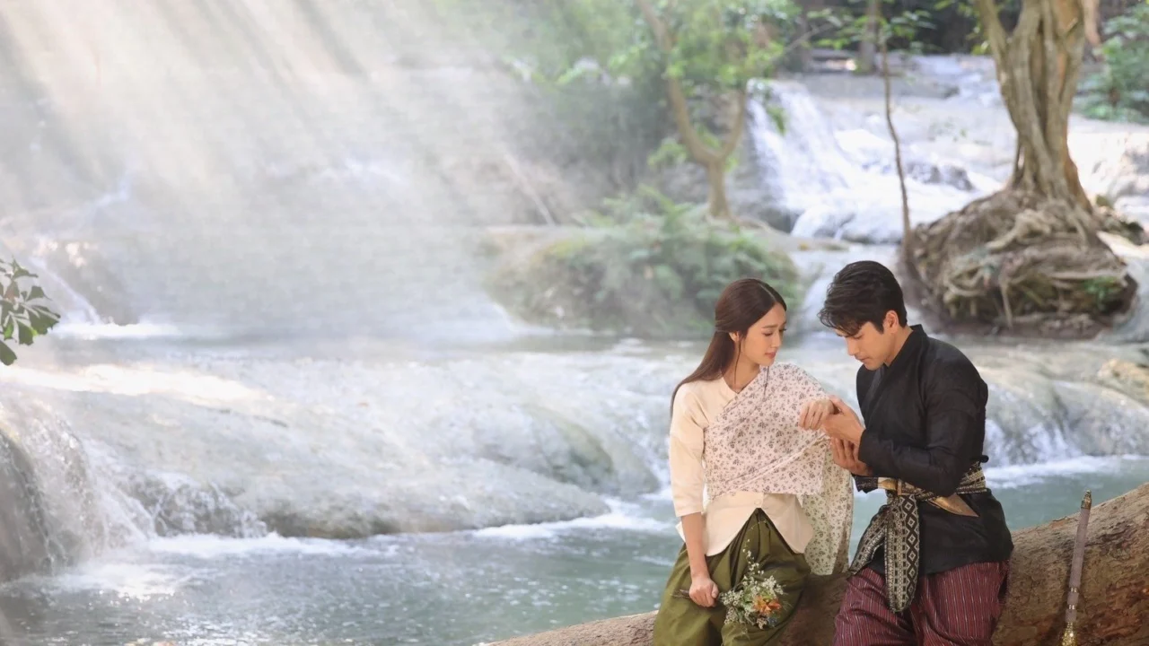 Trái Tim Giam Cầm